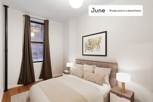 Room in Shared 2 bed/1 bath home in New York, NY - Building Photo