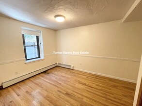 29 Charles St, Unit 2 in Boston, MA - Building Photo - Building Photo