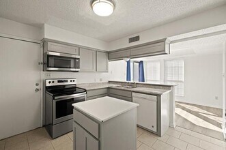 5403 Whisper Glen Dr in Arlington, TX - Building Photo - Building Photo