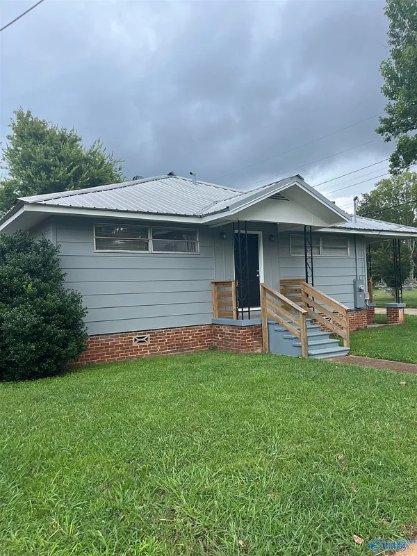 property at 500 Oakland Ave