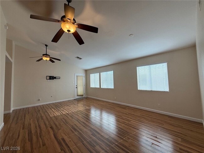 4520 Bradpoint Dr in Las Vegas, NV - Building Photo - Building Photo