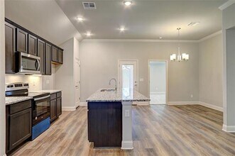 611 Nolan Dr in Sherman, TX - Building Photo - Building Photo