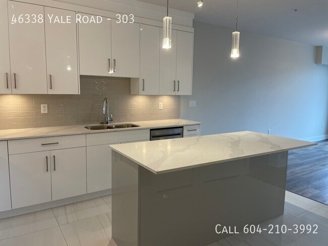 46338 Yale Rd in Chilliwack, BC - Building Photo - Building Photo