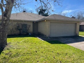 406 Fair Oak Dr in Stafford, TX - Foto de edificio - Building Photo