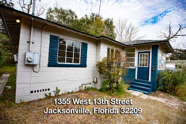 1355 W 13th St in Jacksonville, FL - Building Photo - Building Photo