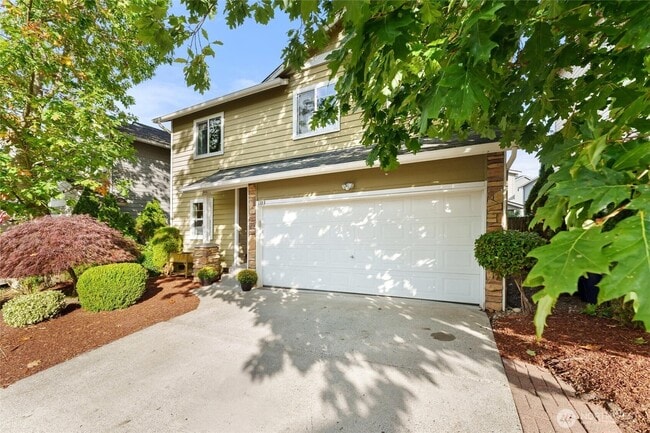 1103 134th St SW in Everett, WA - Foto de edificio - Building Photo