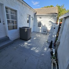 540 Minola Dr, Unit 3 in Miami Springs, FL - Building Photo - Building Photo