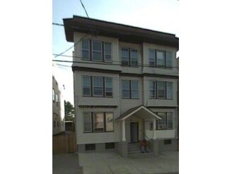 446 Nye Ave in Irvington, NJ - Building Photo