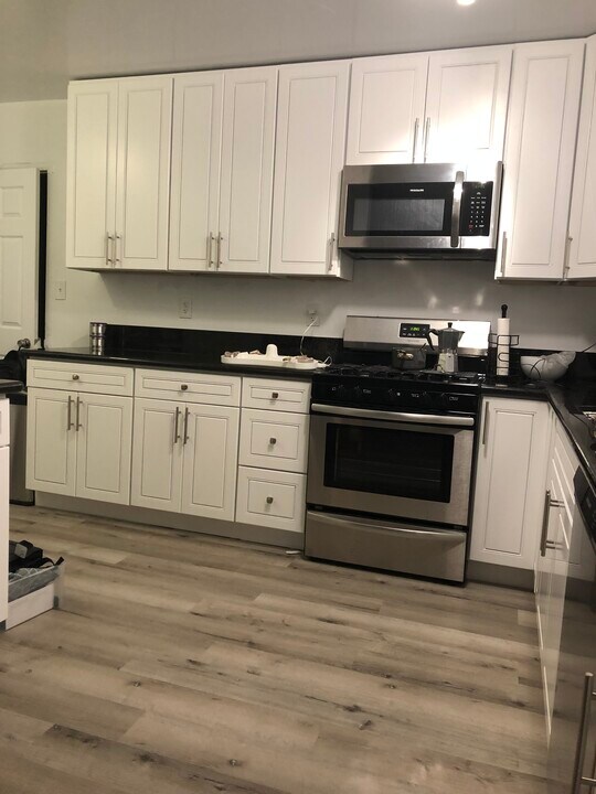 3951 8th Ave in San Diego, CA - Building Photo