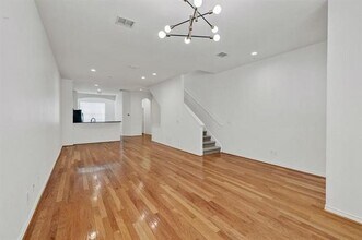 4315 Holland Ave in Dallas, TX - Building Photo - Building Photo