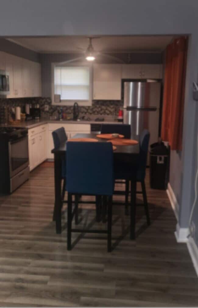 318 Minocqua St in Park Forest, IL - Building Photo - Building Photo