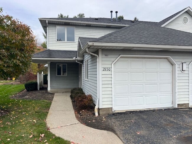 property at 2850 Sand Run Pkwy