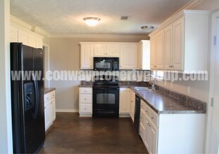 27 Weatherwood Dr in Greenbrier, AR - Building Photo - Building Photo