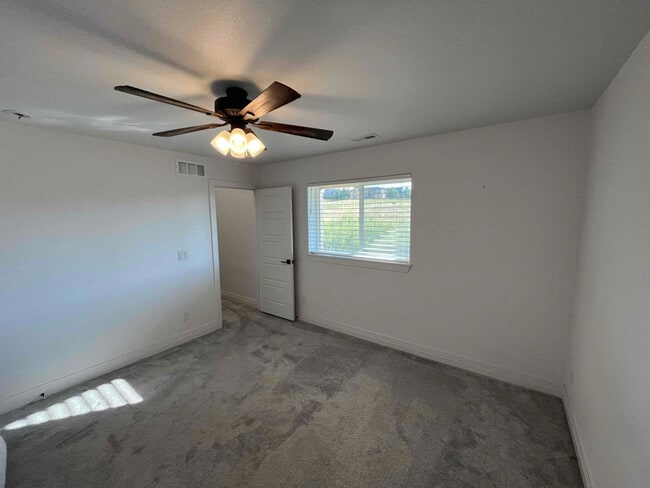 4355 Cyan Cir in Castle Rock, CO - Foto de edificio - Building Photo