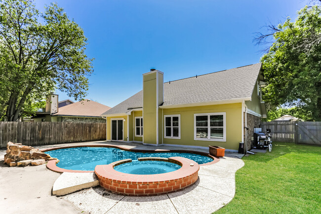 4805 Woodstock Dr in Fort Worth, TX - Building Photo - Building Photo