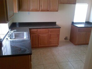 4008 SW 23rd St in West Park, FL - Building Photo - Building Photo