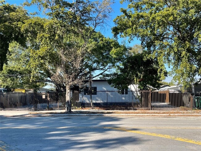property at 931 Opa-locka Blvd