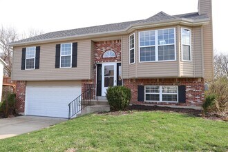 662 Ballantrae Dr in Wentzville, MO - Building Photo - Building Photo