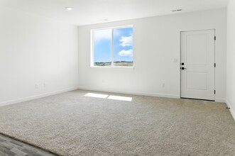 6283 Butte County Dr in Herriman, UT - Building Photo - Building Photo