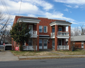 407 N Spring St in Greensboro, NC - Building Photo - Building Photo