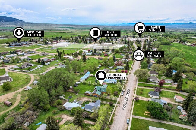 412 Mill St in Sheridan, MT - Building Photo - Building Photo
