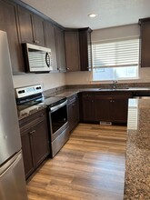 979 E 1060 S in Provo, UT - Foto de edificio - Building Photo