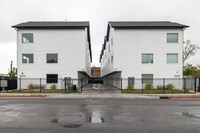 Paramount Townhomes in Salt Lake City, UT - Foto de edificio - Building Photo