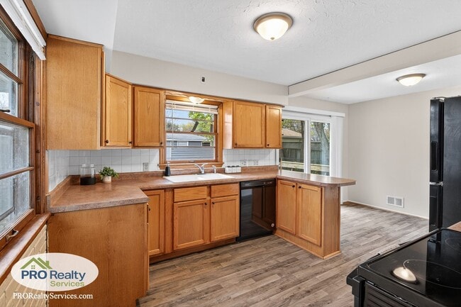 418 2nd Ave E in Shakopee, MN - Building Photo - Building Photo