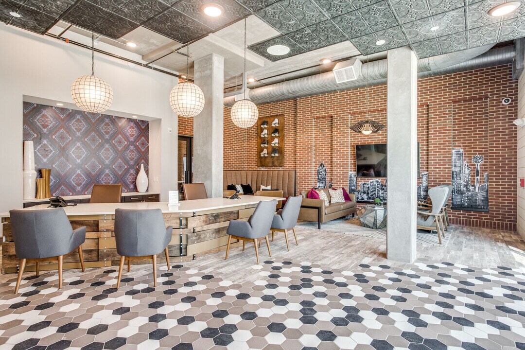 Victor Prosper in Dallas, TX - Building Photo