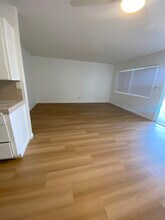 444 E Rowland St in Covina, CA - Building Photo - Building Photo