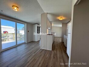 125 F St in Pittsfield, ME - Building Photo - Building Photo