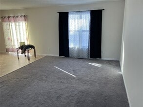 3 Sweet Alysum Wy in West Henrietta, NY - Building Photo - Building Photo