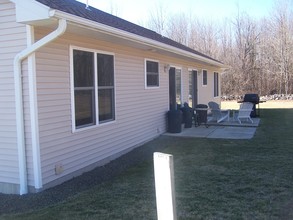 Countryside Apartments in Moscow, PA - Foto de edificio - Building Photo