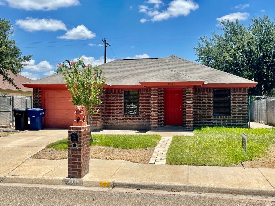3110 N 41 St Ln in McAllen, TX - Building Photo