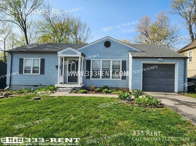 8342 Holmes Rd in Kansas City, MO - Building Photo - Building Photo