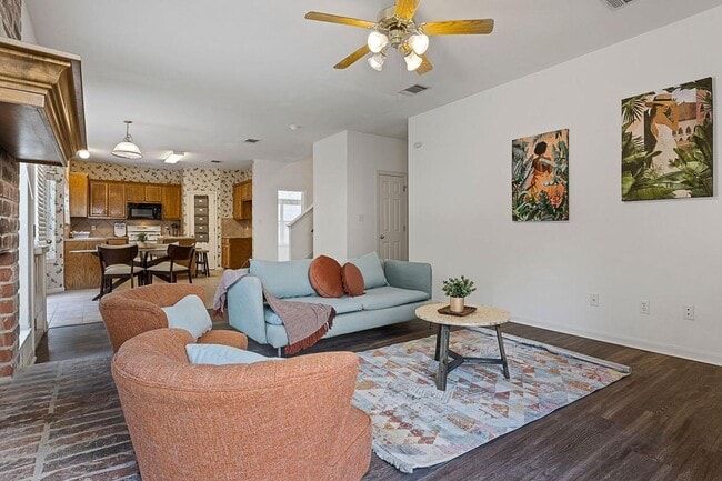 702 Dover Ln in Round Rock, TX - Building Photo - Building Photo
