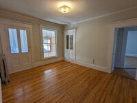 72 N State St photo'