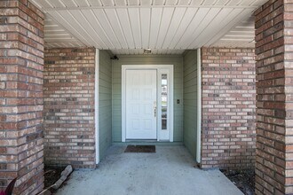 4025 Smoke Ridge Cir S in Jacksonville, FL - Building Photo - Building Photo