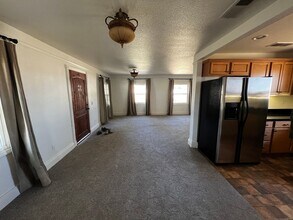 8957 Rio Linda Blvd in Elverta, CA - Building Photo - Building Photo