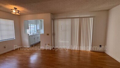 10935 Summerdale Way in San Diego, CA - Building Photo - Building Photo
