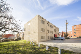 5035 D St SE in Washington, DC - Building Photo - Building Photo