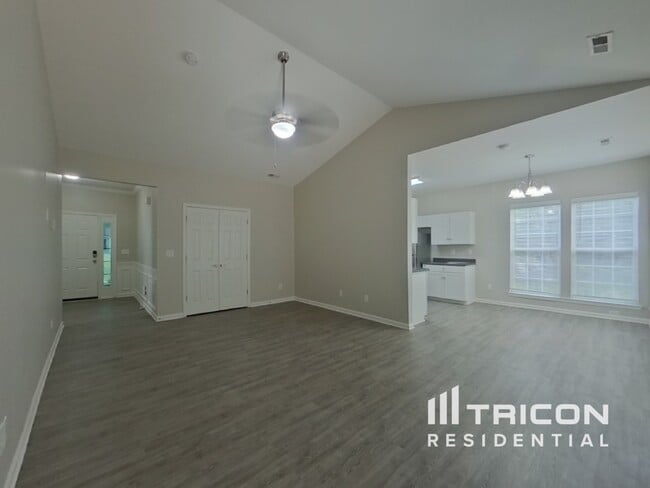 8734 Rozumny Dr in Charlotte, NC - Building Photo - Building Photo