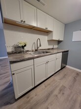 1145 Hartford Ave in Johnston, RI - Building Photo - Building Photo