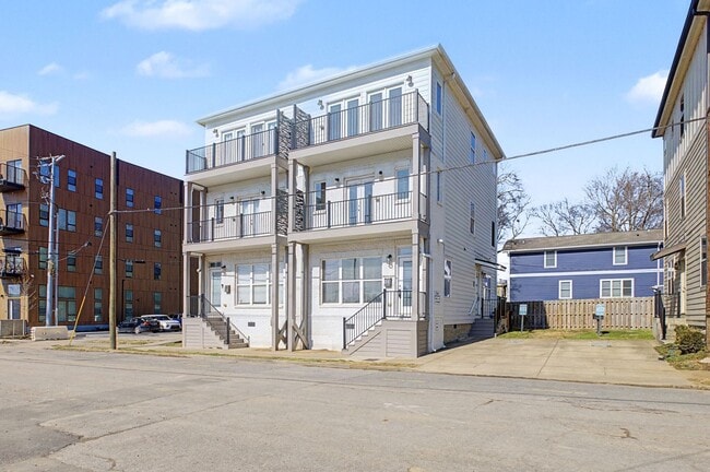123 Berry St in Nashville, TN - Building Photo - Building Photo