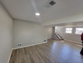 12805 Ewing Ave in Grandview, MO - Building Photo - Building Photo