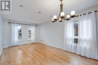 43 Corkett Dr in Brampton, ON - Building Photo - Building Photo