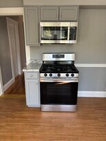 553 Hyde Park Ave, Unit 2 in Boston, MA - Building Photo