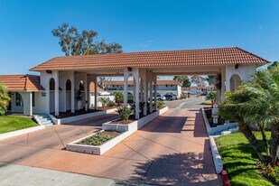 Villa Seville in Chula Vista, CA - Building Photo