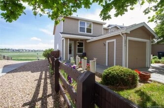 2296 E 109th Dr in Northglenn, CO - Foto de edificio - Building Photo
