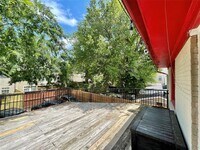 2211 Hazard St photo'